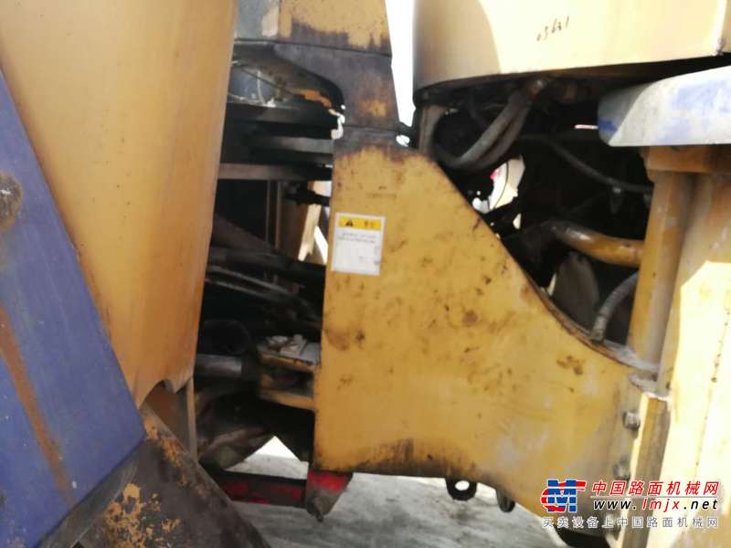 内蒙古出售转让二手5000小时2010年龙工LG855B装载机