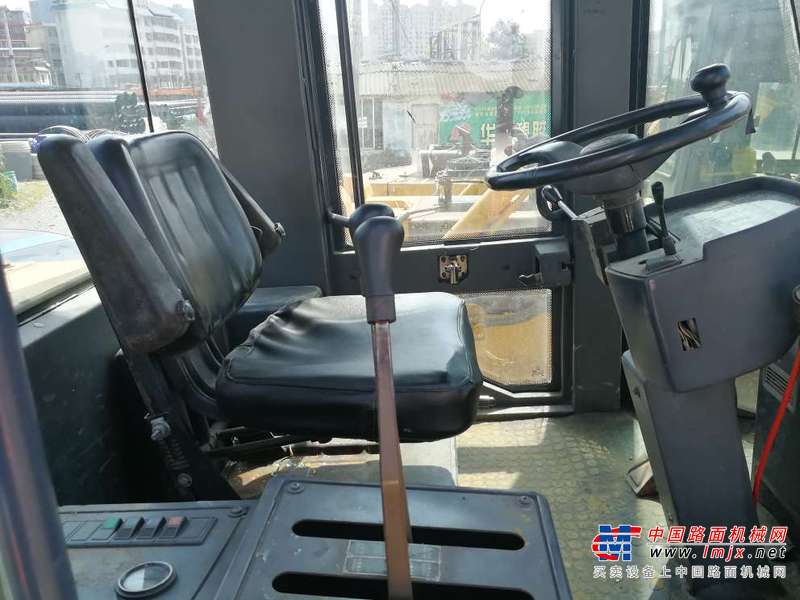 贵州出售转让二手4000小时2013年柳工CLG855装载机