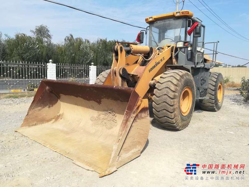 辽宁出售转让二手3000小时2015年龙工LG855B装载机