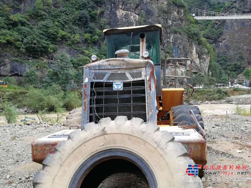 陕西出售转让二手8000小时2010年徐工ZL50G装载机