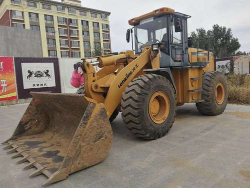 内蒙古出售转让二手7000小时2011年龙工LG855B装载机