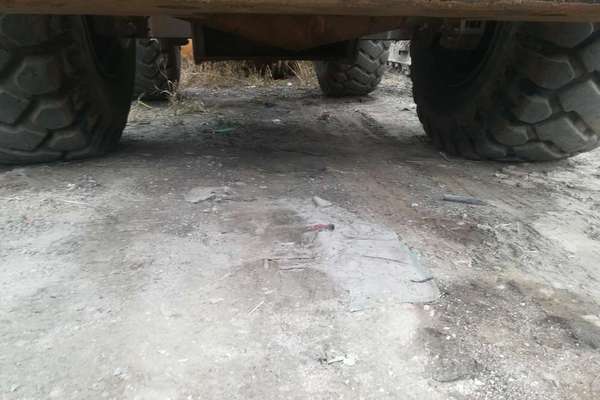 辽宁出售转让二手2500小时2011年龙工LG855B装载机