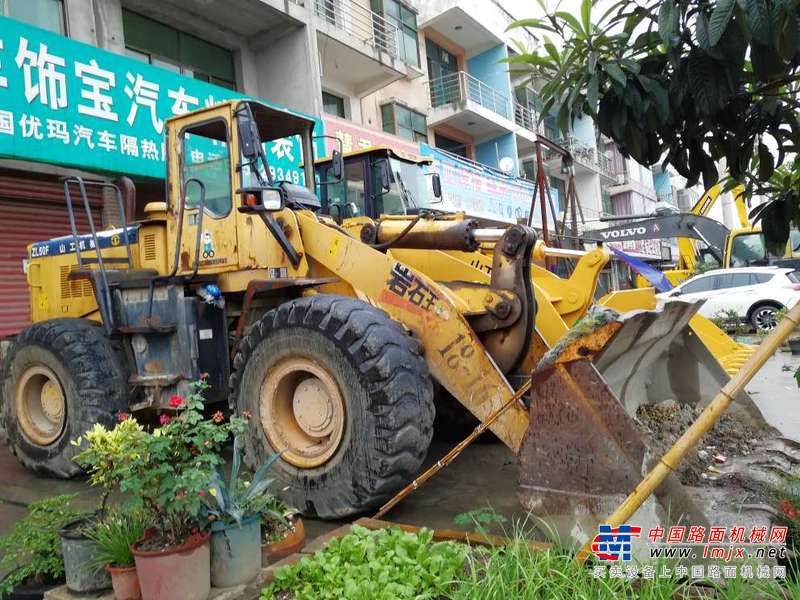 陕西出售转让二手5000小时2008年山工ZL50F装载机