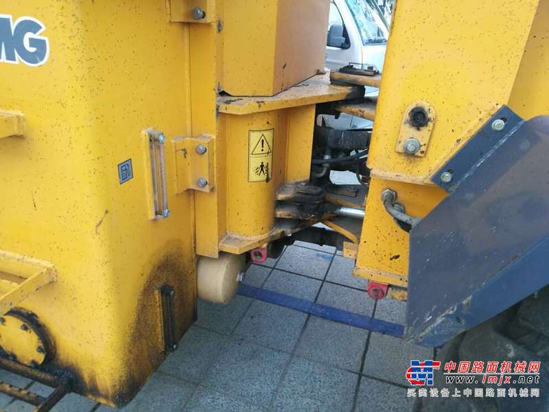 黑龙江出售转让二手1000小时2013年徐工LW300F装载机