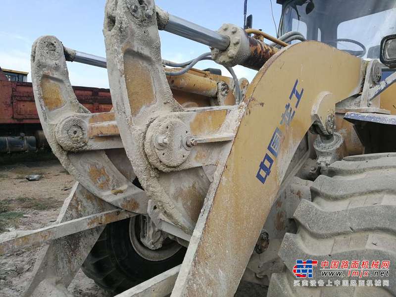 内蒙古出售转让二手4000小时2011年龙工LG855B装载机