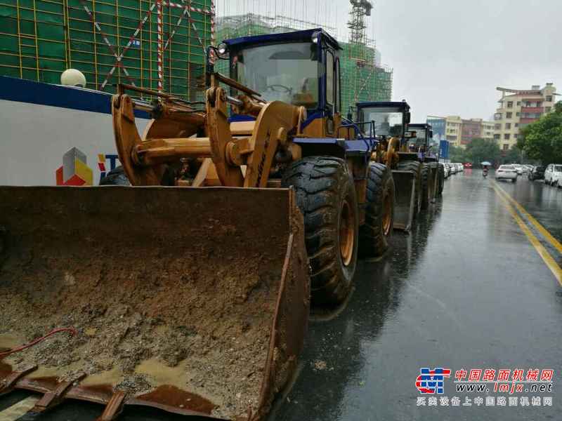 江西出售转让二手8000小时2010年龙工850装载机