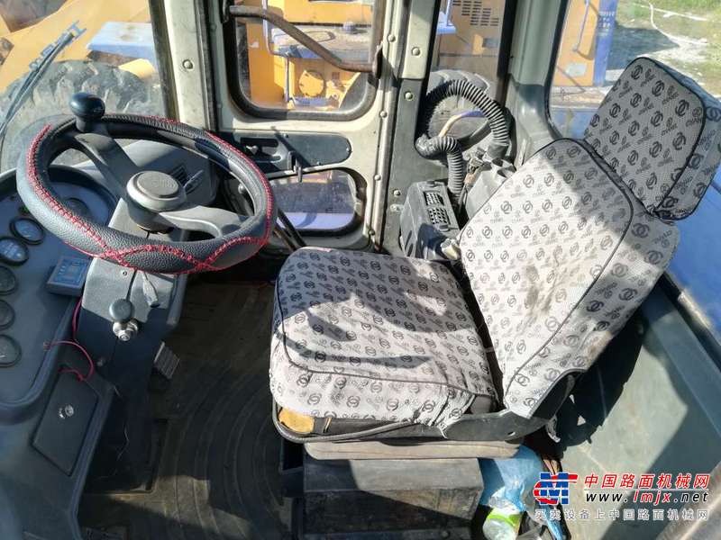 辽宁出售转让二手3000小时2012年龙工LG850D装载机