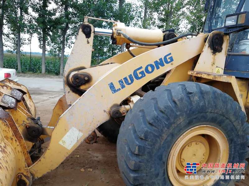 山东出售转让二手5900小时2011年柳工CLG855装载机