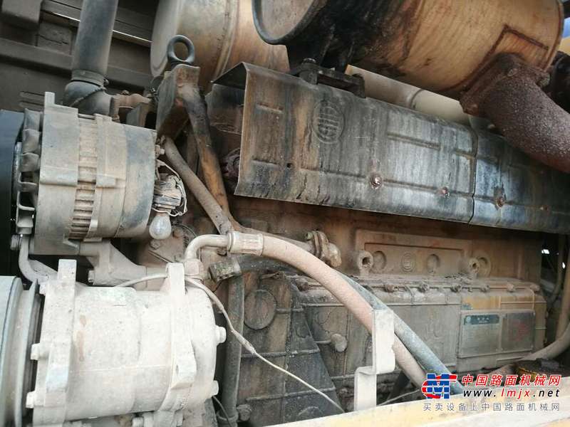 江西出售转让二手1600小时2010年龙工850装载机