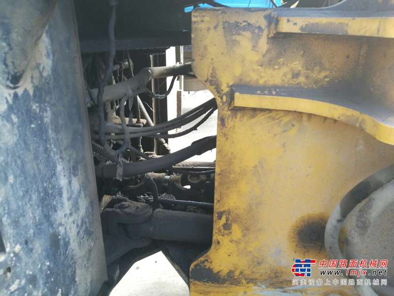 黑龙江出售转让二手1000小时2006年山工SEM956装载机