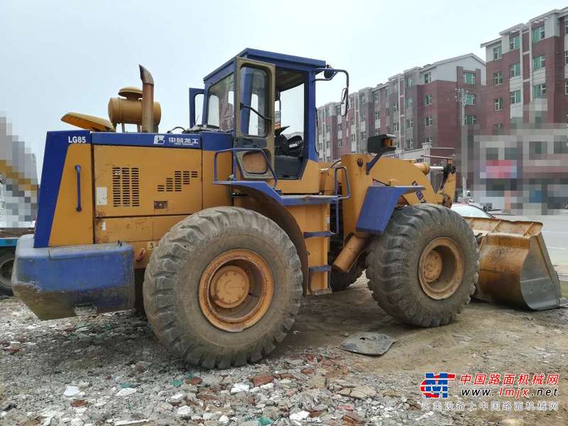 辽宁出售转让二手3000小时2011年龙工LG850装载机