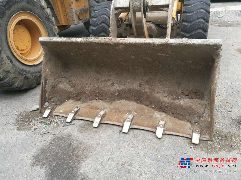 吉林出售转让二手6000小时2009年龙工LG818装载机