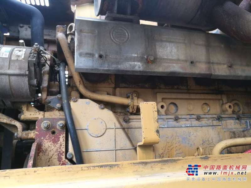 吉林出售转让二手5000小时2010年龙工LG833装载机