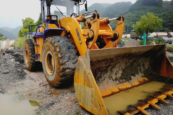 贵州出售转让二手6000小时2010年龙工ZL50D装载机
