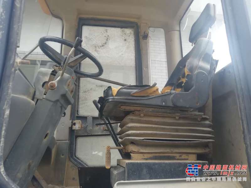 山东出售转让二手3252小时2013年龙工LG833G装载机