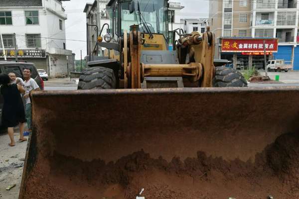 江西出售转让二手8000小时2010年临工LG952装载机
