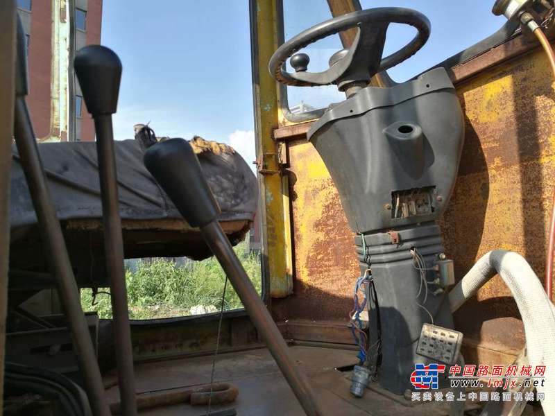辽宁出售转让二手5000小时2010年鲁工ZL18装载机