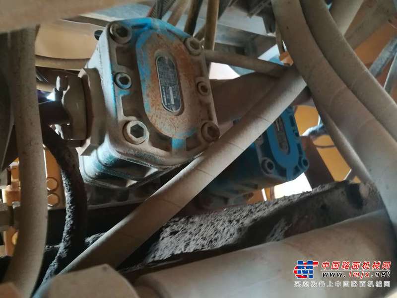 陕西出售转让二手4000小时2010年龙工ZL50C装载机