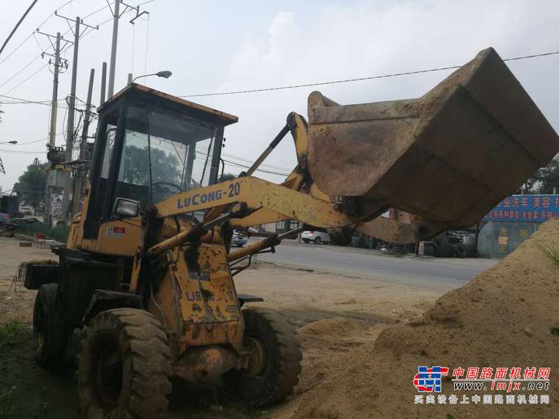 辽宁出售转让二手3000小时2013年鲁工ZL16装载机