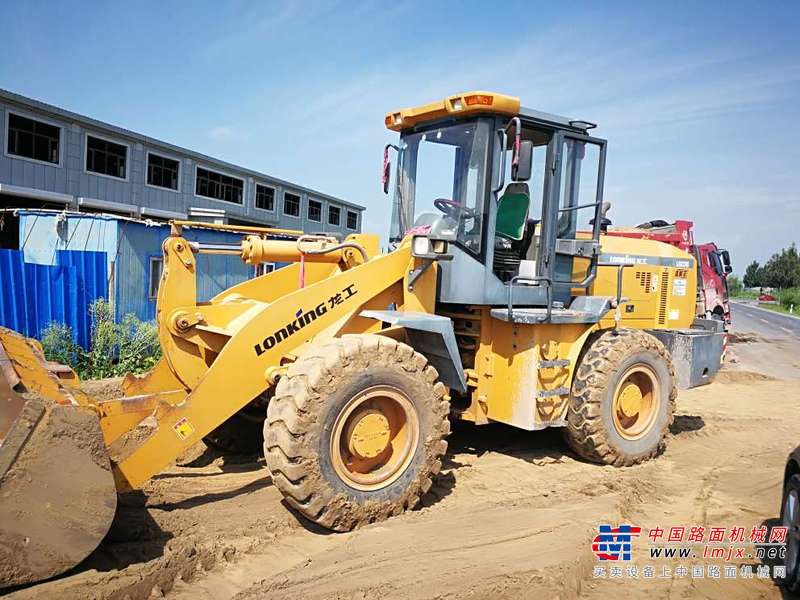 吉林出售转让二手4000小时2011年龙工LG833B装载机