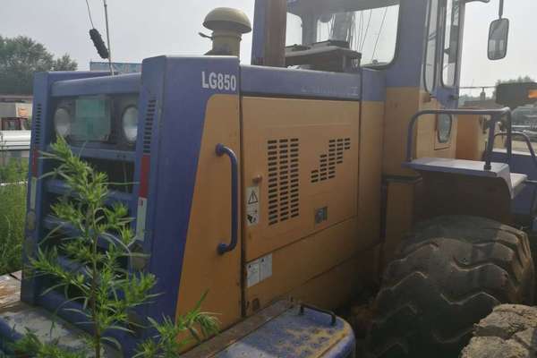 辽宁出售转让二手4000小时2009年龙工LG850装载机