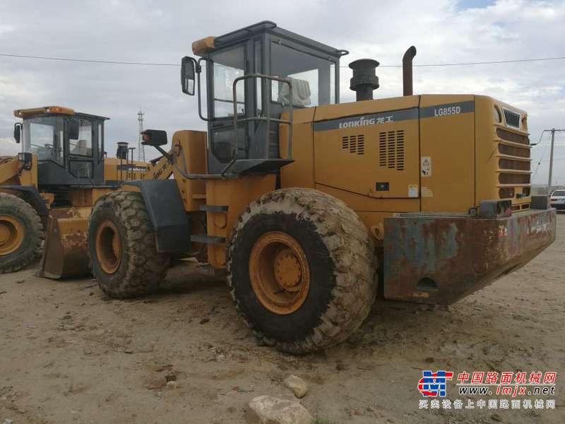 内蒙古出售转让二手3500小时2011年龙工LG855D装载机