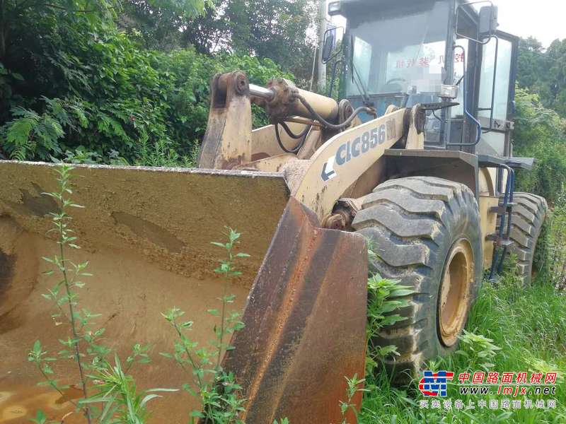 云南出售转让二手8700小时2009年柳工CLG856装载机