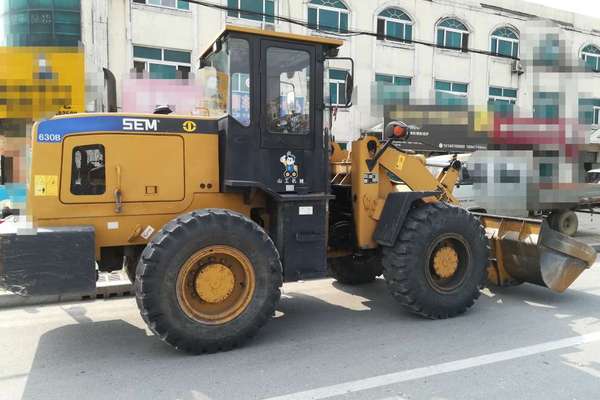 辽宁出售转让二手3000小时2011年山工SEM630B装载机