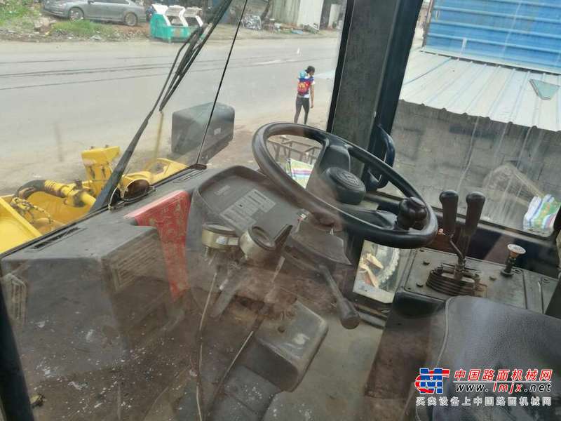 云南出售转让二手5617小时2012年柳工CLG842装载机