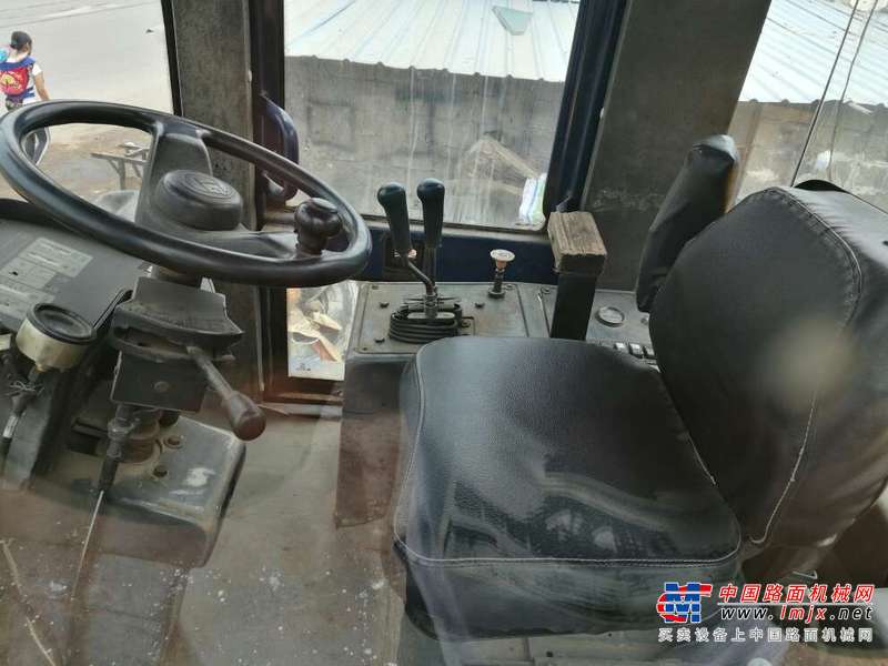 云南出售转让二手5617小时2012年柳工CLG842装载机
