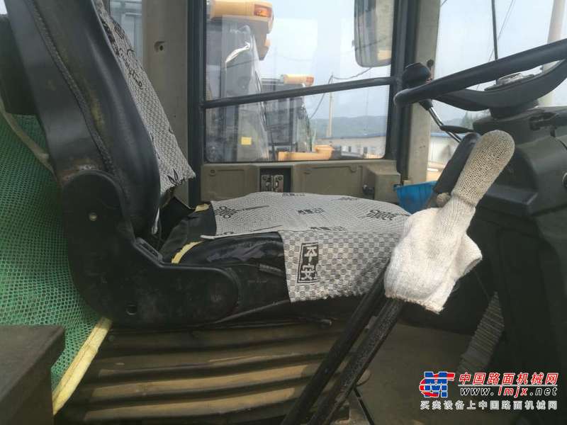 辽宁出售转让二手3000小时2010年龙工LG855B装载机