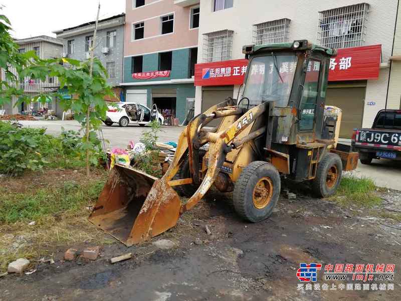 江西出售转让二手7360小时2009年鲁工ZL12装载机