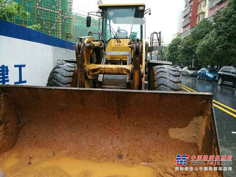 江西出售转让二手8000小时2010年临工LG952装载机