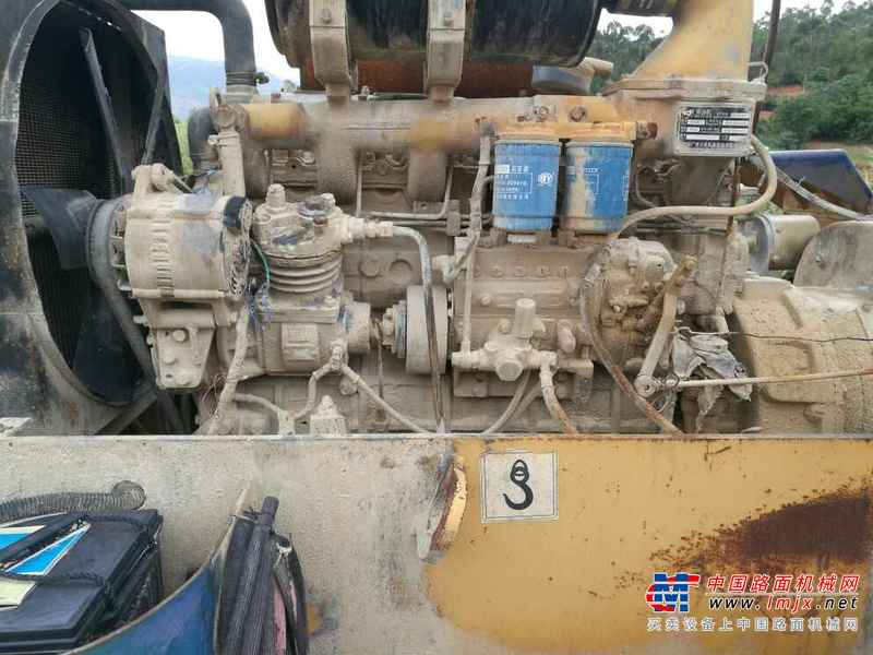 云南出售转让二手9632小时2007年龙工LG833装载机