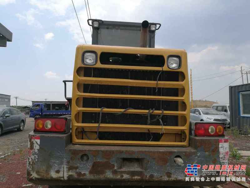 辽宁出售转让二手4000小时2011年龙工LG833B装载机