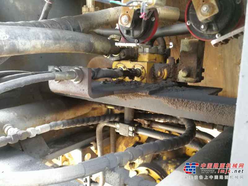陕西出售转让二手4000小时2010年临工LG953装载机