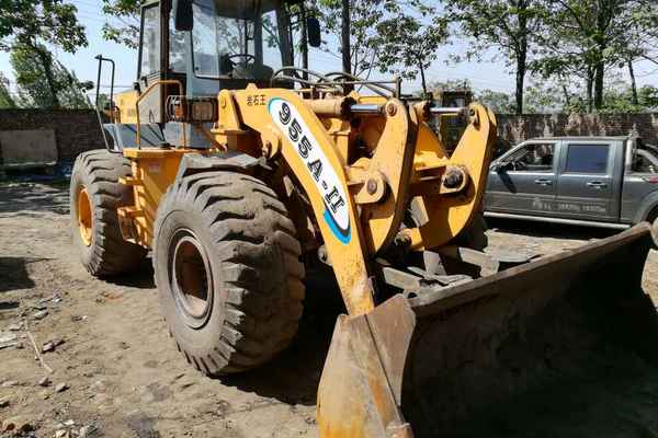 河南出售转让二手5800小时2011年宇通955A装载机