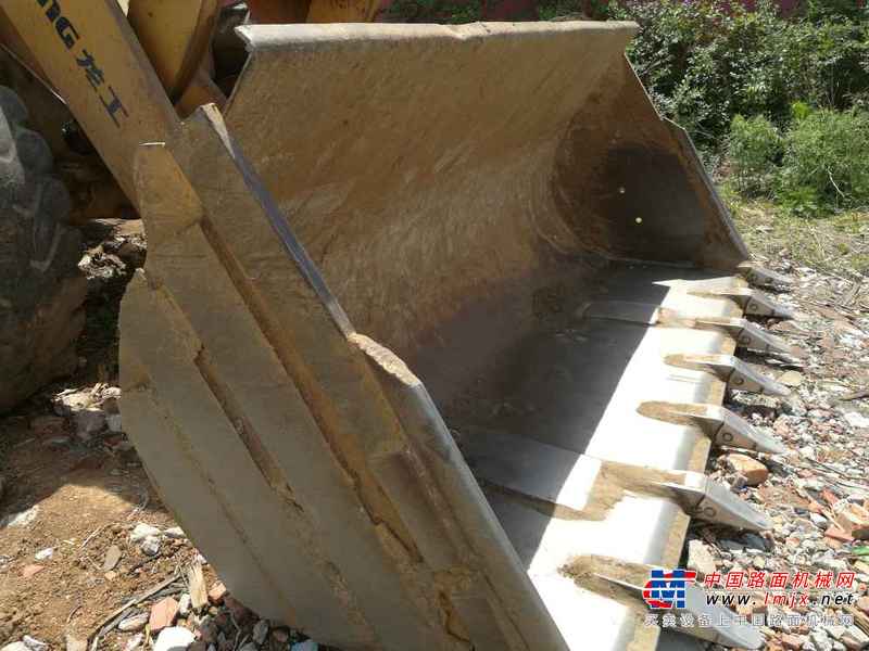 辽宁出售转让二手3500小时2010年龙工LG850装载机