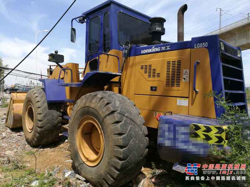 辽宁出售转让二手3500小时2010年龙工LG850装载机