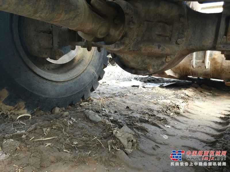 吉林出售转让二手4651小时2011年福田雷沃FL935E装载机