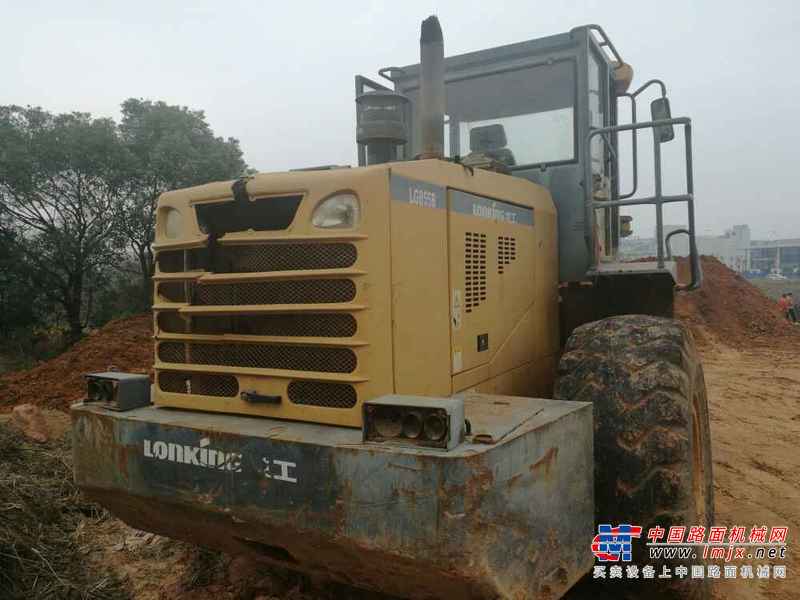 江西出售转让二手4000小时2010年龙工LG853装载机