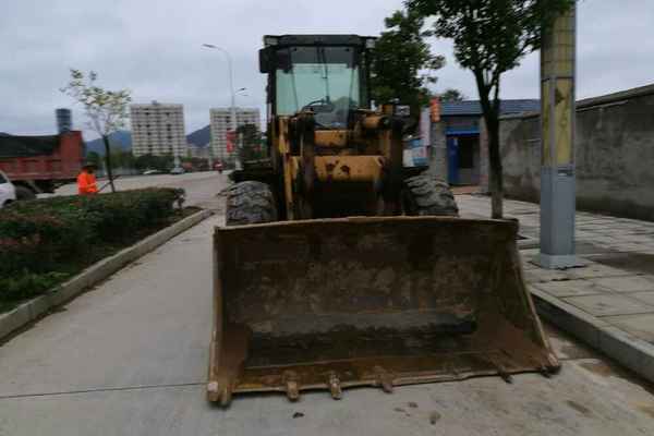 江西出售转让二手6800小时2005年宜工ZL30C装载机