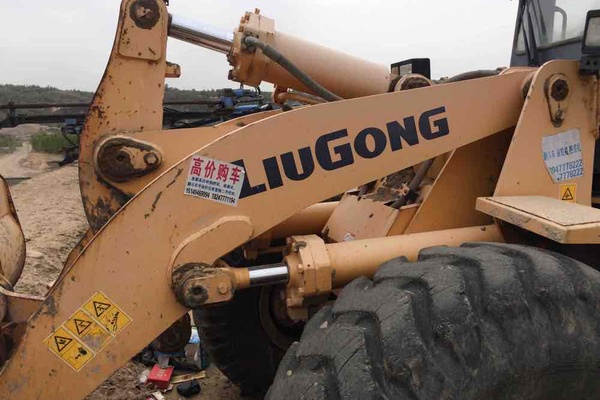 陕西出售转让二手8000小时2010年柳工CLG855装载机