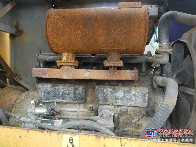 贵州出售转让二手5600小时2008年龙工LG833装载机