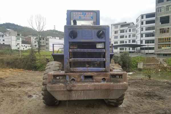 贵州出售转让二手8000小时2009年龙工LG833装载机