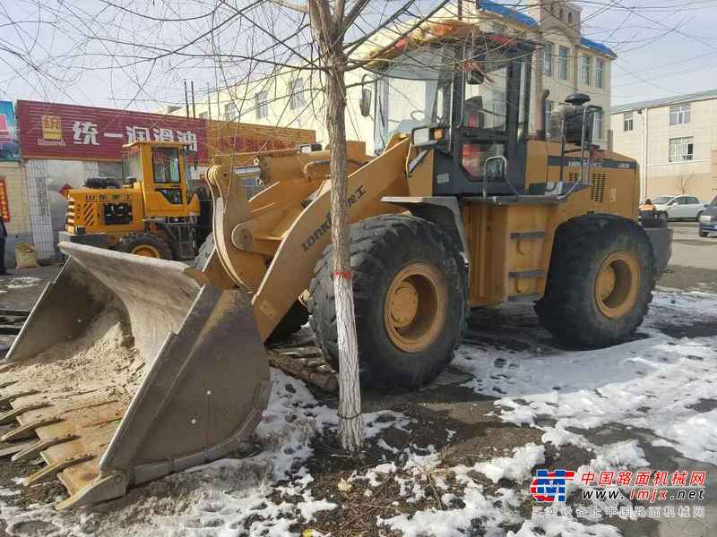 内蒙古出售转让二手5800小时2010年龙工LG855B装载机