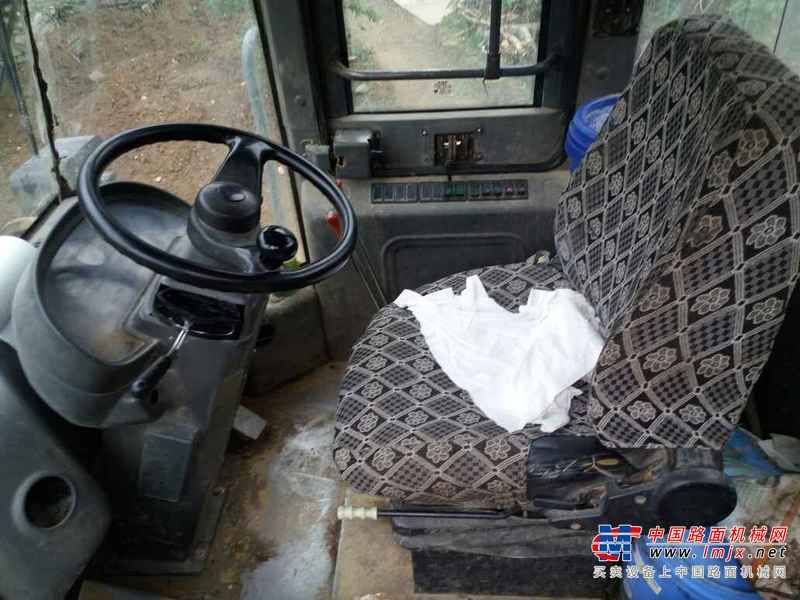 陕西出售转让二手4000小时2010年临工LG953装载机
