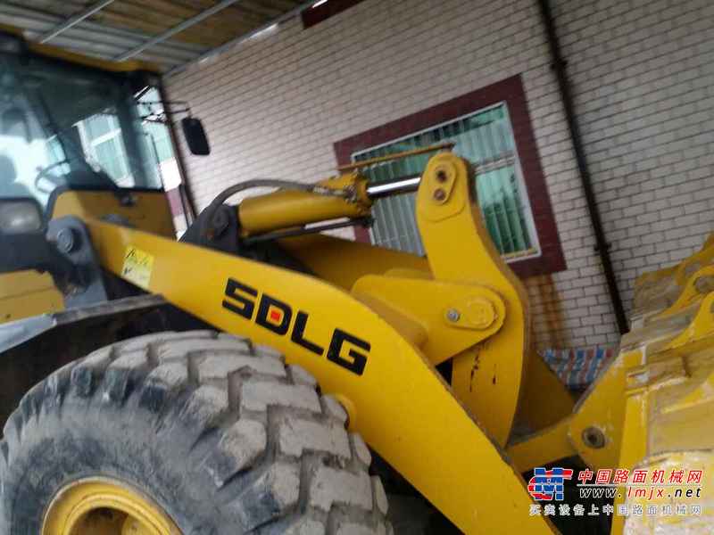 陕西出售转让二手4000小时2014年临工LG953装载机