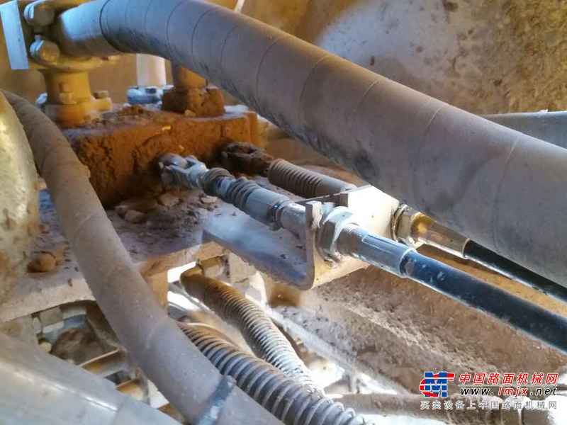 陕西出售转让二手3000小时2013年柳工CLG855N装载机