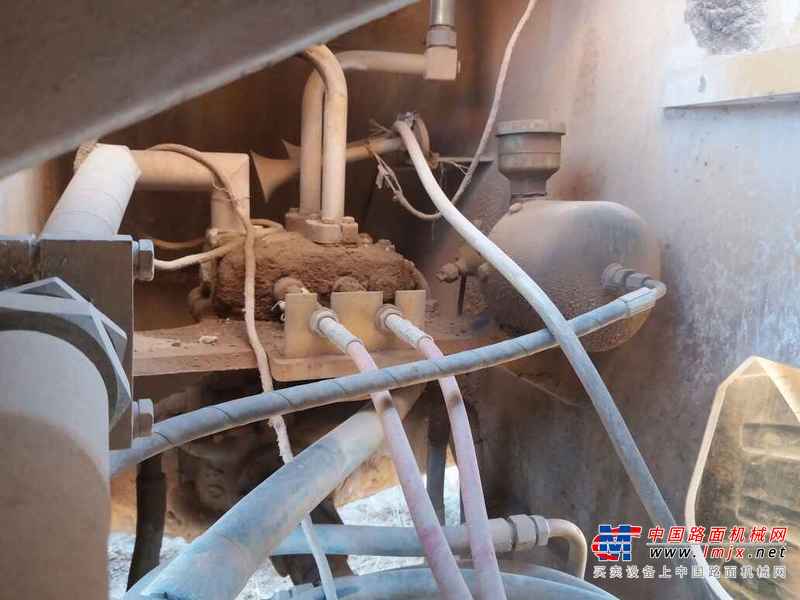 陕西出售转让二手5000小时2009年龙工LG855装载机